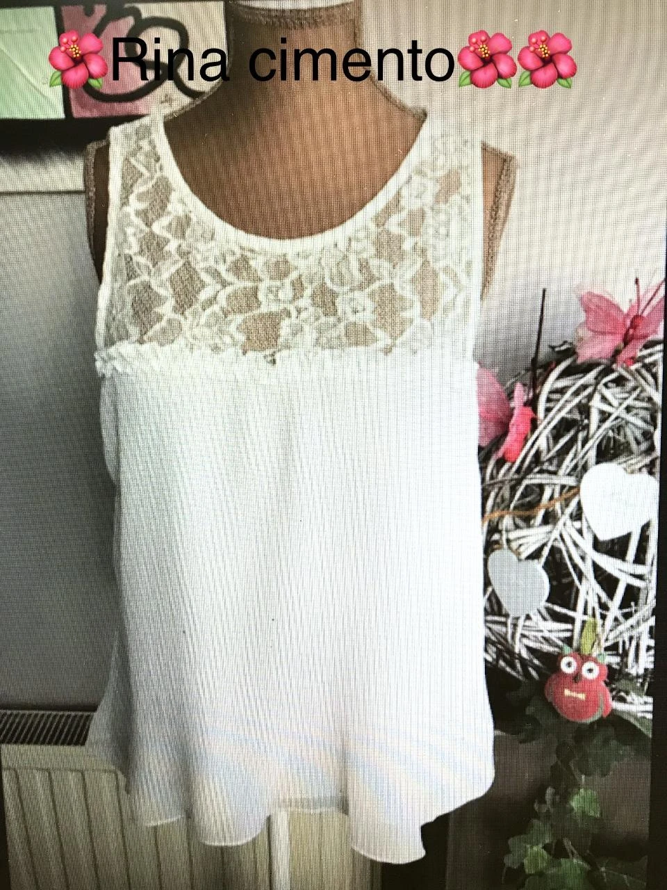 RinaSimento M36 blusa en crema con parte superior de encaje y pliegues . – photo 9